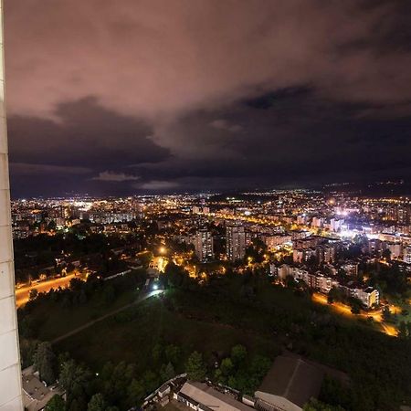 33Rd Floor Luxury Apartment Spa & Fitness Skopie Exterior foto