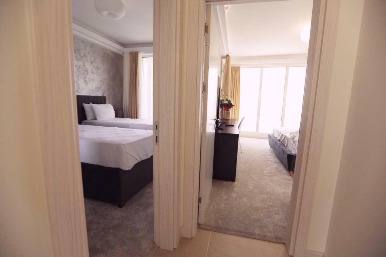 33Rd Floor Luxury Apartment Spa & Fitness Skopie Exterior foto