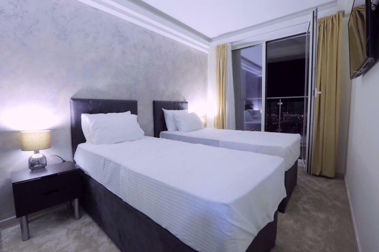 33Rd Floor Luxury Apartment Spa & Fitness Skopie Exterior foto